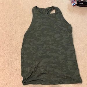 Camo lululemon size 6 tank